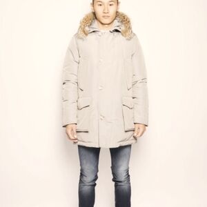 Woolrich Arctic Parka Coyote Fur Hood Down Fill